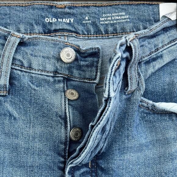 Old Navy Petite SZ 4P Sky-Hi Straight Jeans Button-Fly Starr Wash Distressed - Picture 9 of 9